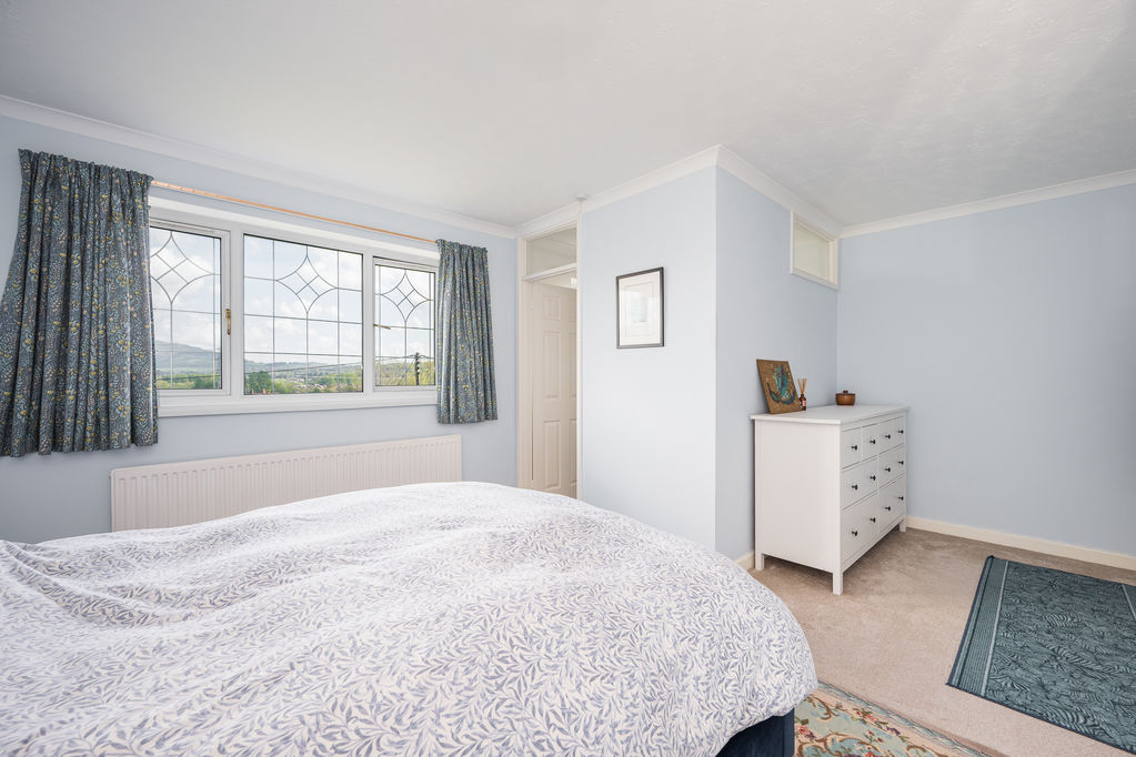 Bedroom- click for photo gallery